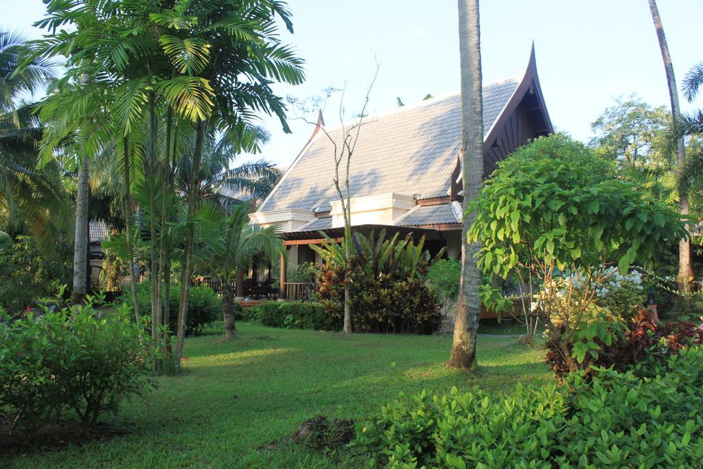 Mukdara Beach Villa & Spa Resort Khao Lak Eksteriør bilde