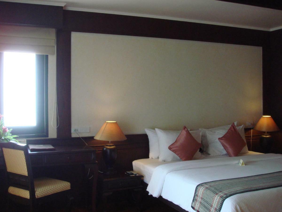 Mukdara Beach Villa & Spa Resort Khao Lak Eksteriør bilde